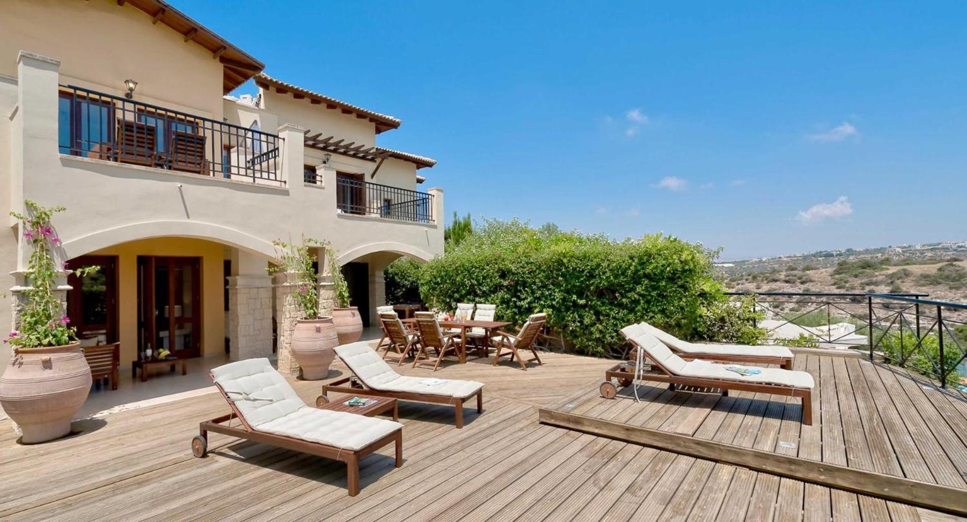 Aphrodite Hills 3 Bedroom With Bbq, Patio & View * Kouklia